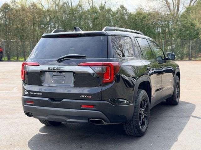 2022 GMC Acadia AT4