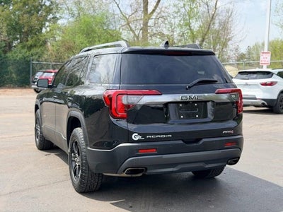 2022 GMC Acadia AT4