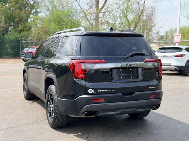 2022 GMC Acadia AT4