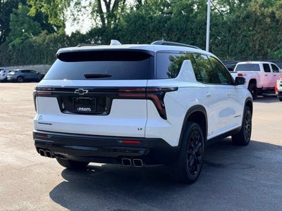 2024 Chevrolet Traverse LT