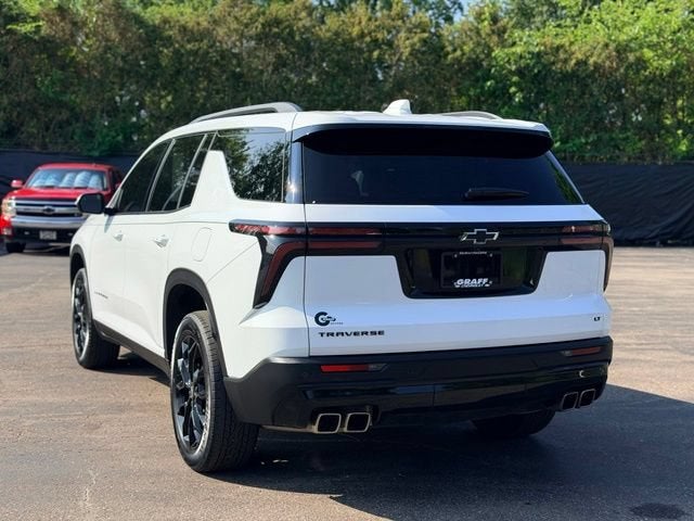 2024 Chevrolet Traverse LT