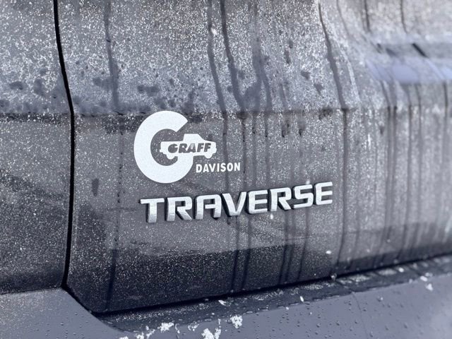 2023 Chevrolet Traverse LT Cloth