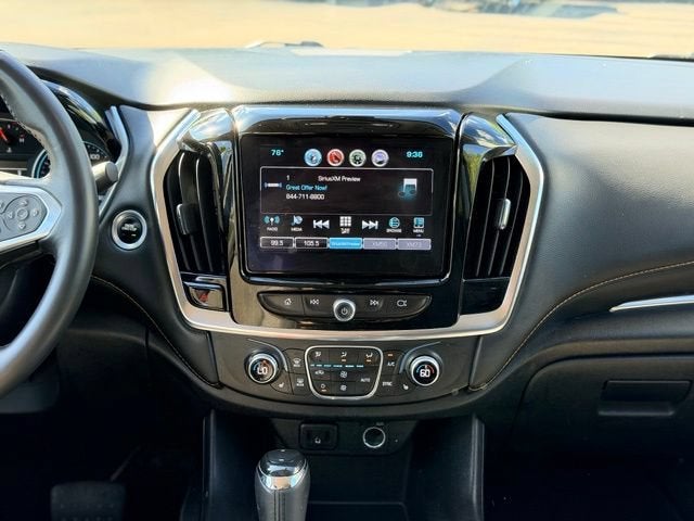 2018 Chevrolet Traverse LT Cloth