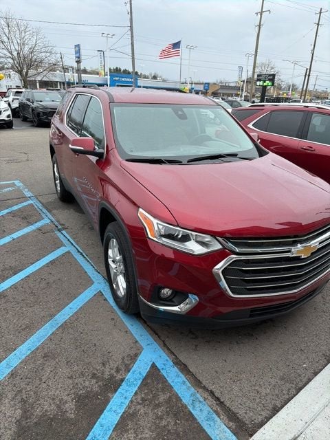 2021 Chevrolet Traverse LT Cloth