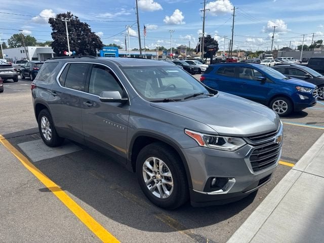 2021 Chevrolet Traverse LT Cloth