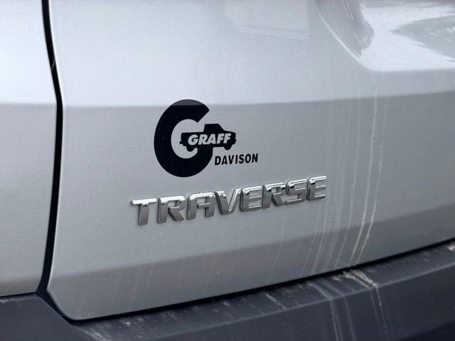 2022 Chevrolet Traverse LT Cloth
