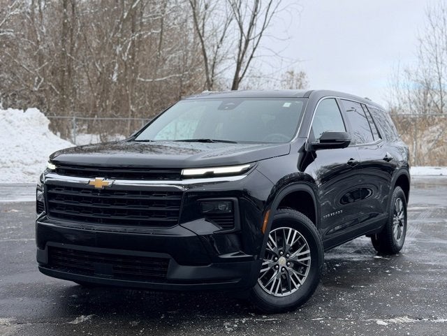2024 Chevrolet Traverse LS