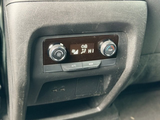 2024 Chevrolet Traverse LS