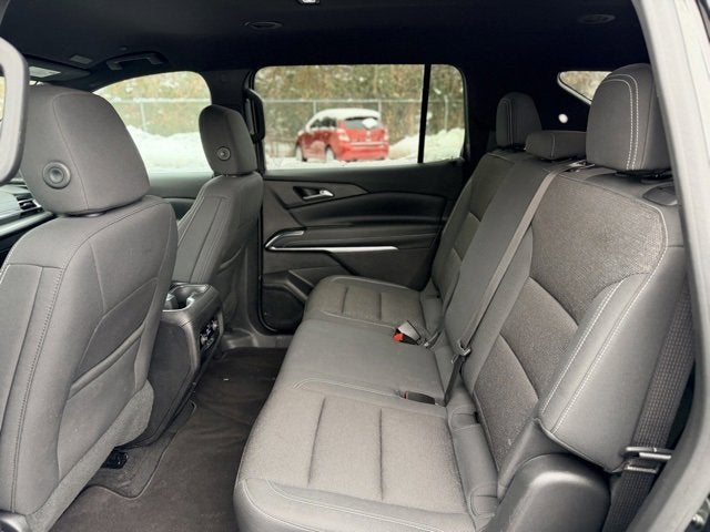 2024 Chevrolet Traverse LS