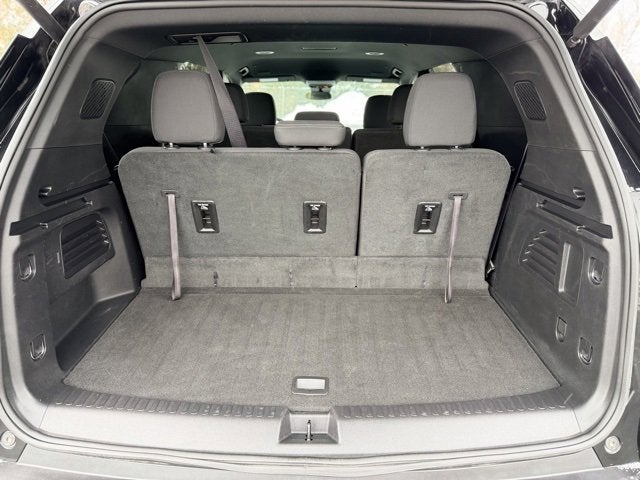 2024 Chevrolet Traverse LS