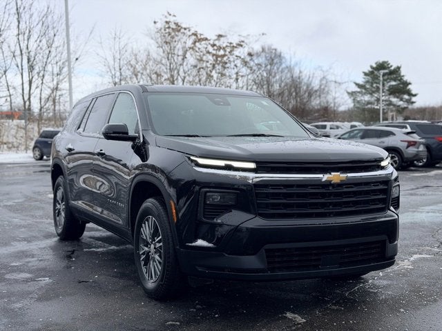 2024 Chevrolet Traverse LS