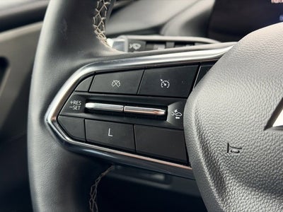 2024 Chevrolet Traverse LS