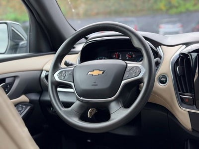 2023 Chevrolet Traverse LS