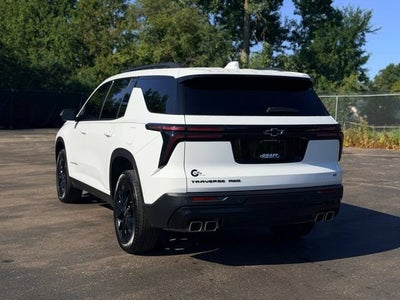 2024 Chevrolet Traverse LT