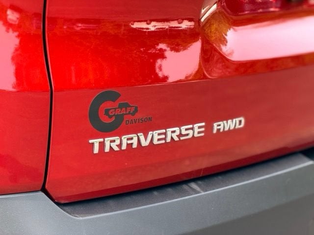 2023 Chevrolet Traverse LT Cloth