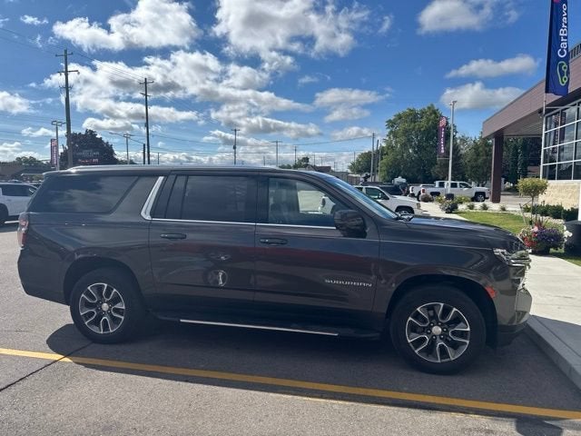 2021 Chevrolet Suburban LT