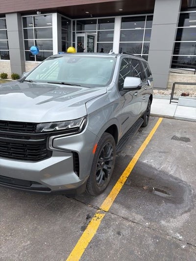 2023 Chevrolet Suburban RST