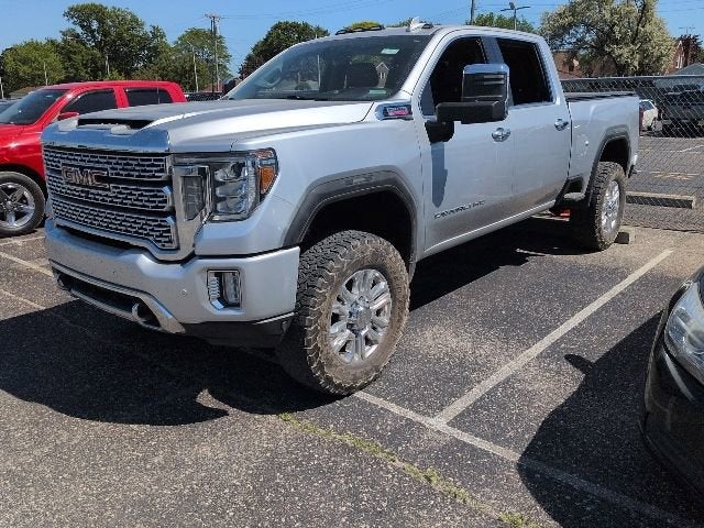 2020 GMC Sierra 4WD Crew Cab Standard Box Denali's photo