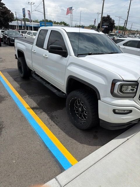 2017 GMC Sierra 1500 SLT