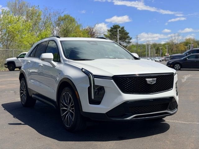 2024 Cadillac XT4 Sport