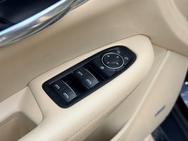 2017 Cadillac XT5 FWD