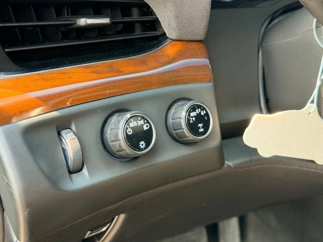 2018 Cadillac Escalade ESV Premium Luxury