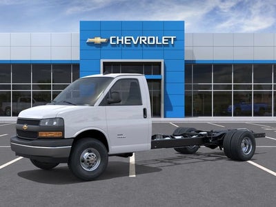 2026 Chevrolet Express Cutaway 3500 1WT