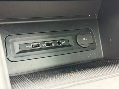 2020 Volkswagen Atlas Cross Sport 2.0T SE w/Technology R-Line