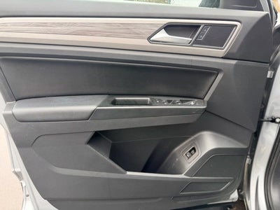 2020 Volkswagen Atlas Cross Sport 2.0T SE w/Technology R-Line