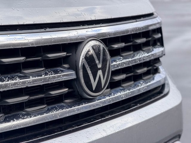 2020 Volkswagen Atlas Cross Sport 2.0T SE w/Technology R-Line