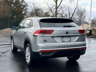2020 Volkswagen Atlas Cross Sport 2.0T SE w/Technology R-Line