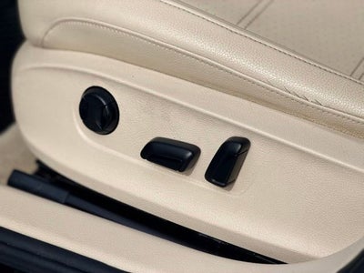 2014 Volkswagen Passat 1.8T Wolfsburg Edition