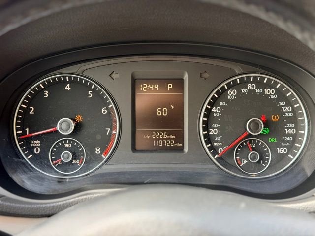 2014 Volkswagen Passat 1.8T Wolfsburg Edition