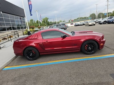 2014 Ford Mustang V6