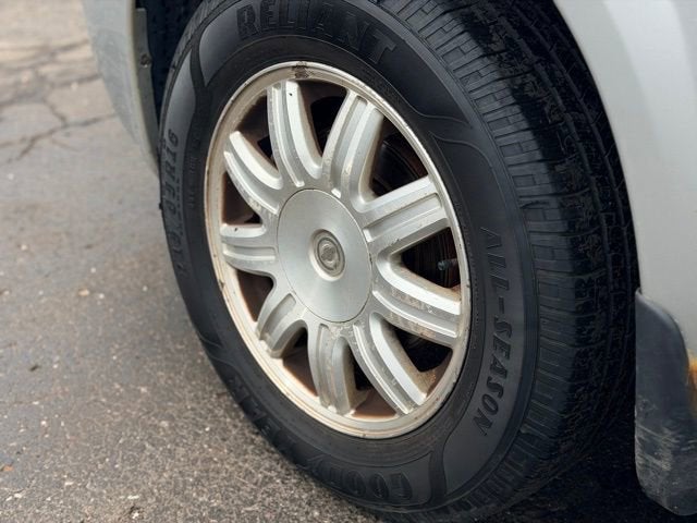 2007 Chrysler Town & Country LWB Touring