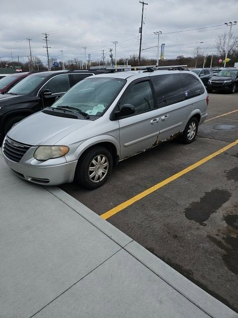 2007 Chrysler Town & Country LWB Touring