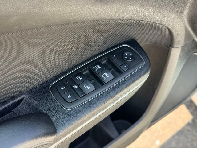 2015 Dodge Charger SE