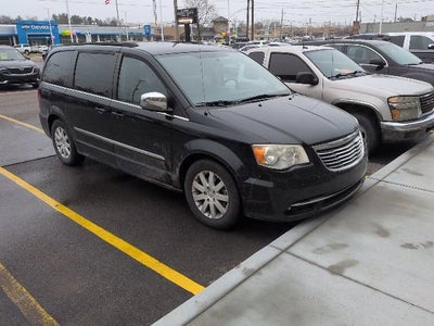 2012 Chrysler Town & Country Touring-L