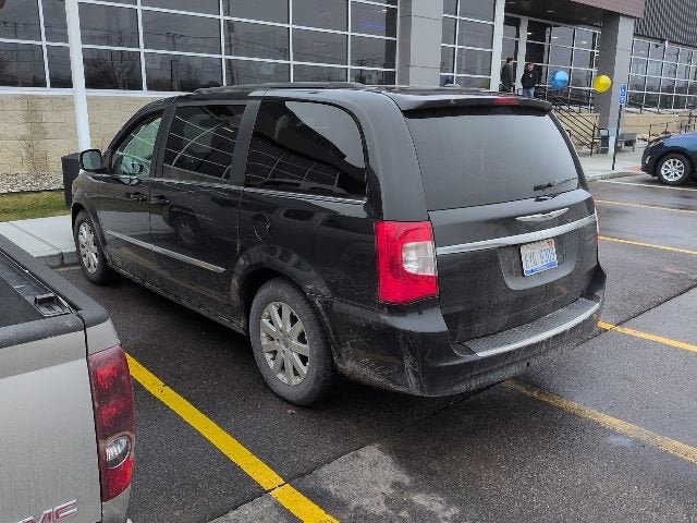 2012 Chrysler Town & Country Touring-L