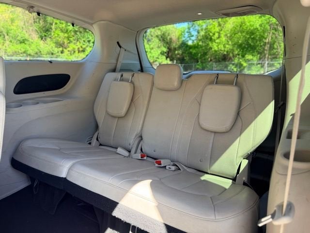 2021 Chrysler Pacifica Touring L AWD