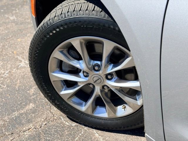 2021 Chrysler Pacifica Touring L AWD
