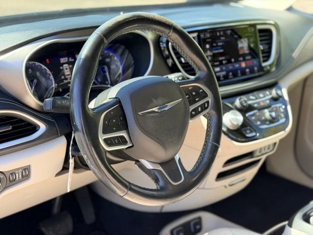 2021 Chrysler Pacifica Touring L AWD
