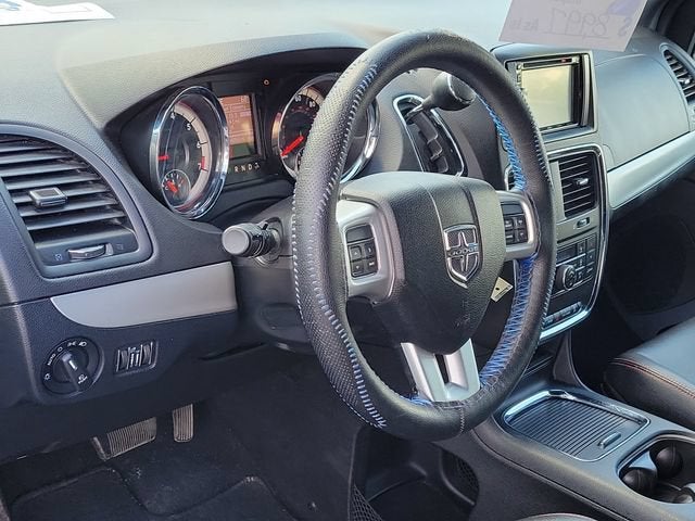 2016 Dodge Grand Caravan R/T