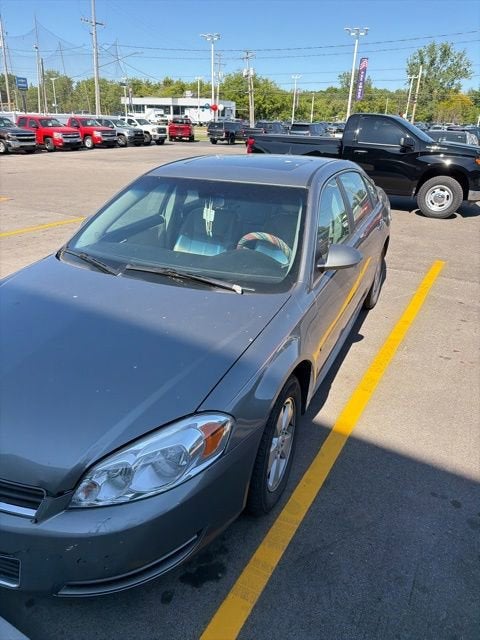 2009 Chevrolet Impala LT's photo