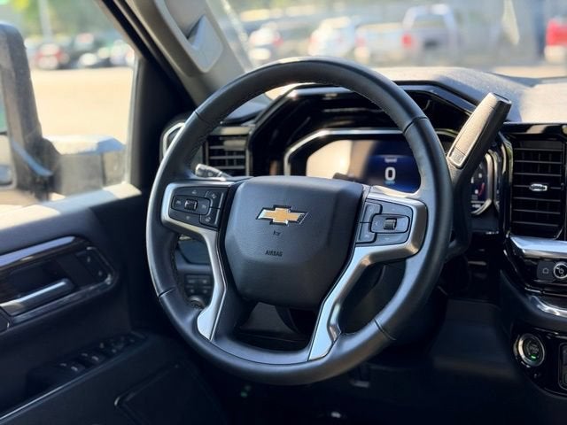 2024 Chevrolet Silverado 3500HD LT - Photo 23
