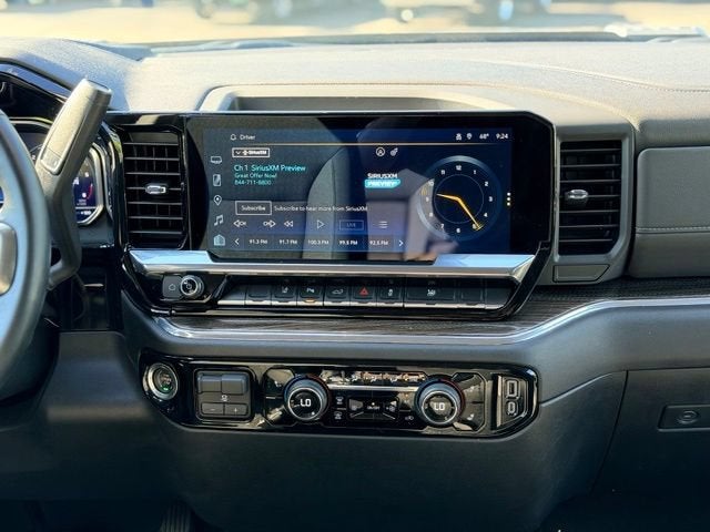 2024 Chevrolet Silverado 3500HD LT - Photo 24