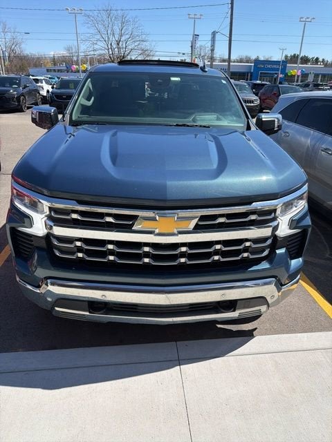2024 Chevrolet Silverado 1500 LTZ