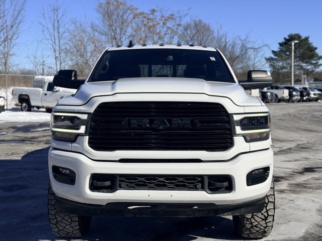 2022 RAM 3500 Laramie Crew Cab 4x4 8' Box