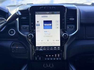 2022 RAM 3500 Laramie Crew Cab 4x4 8' Box