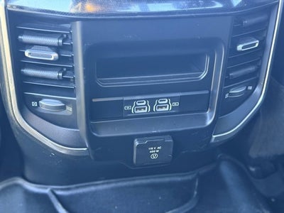 2022 RAM 3500 Laramie Crew Cab 4x4 8' Box